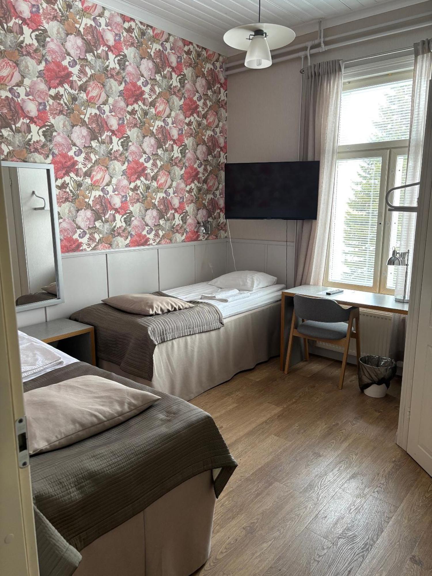 Savonlinnan Kansanopisto - Wanha Pappila Exteriér fotografie